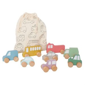 Mes premières voitures en bois